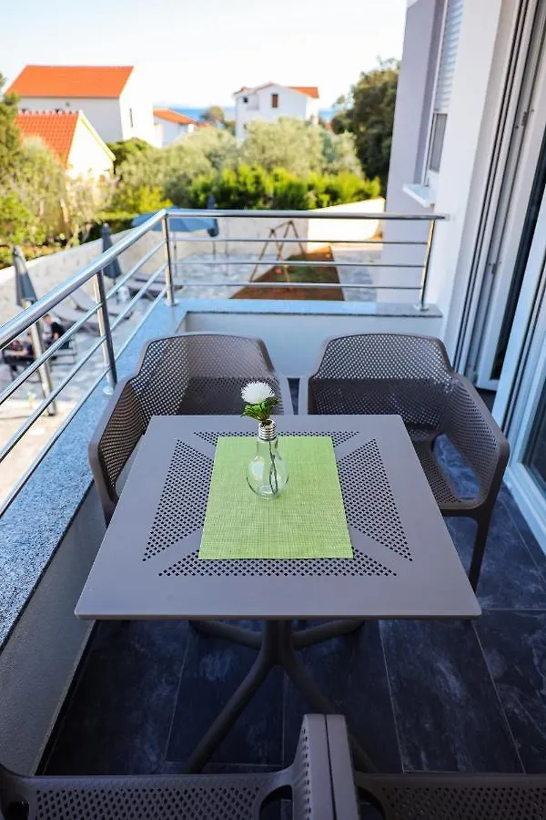 1Oak Rentals 2 Vir 0*,  Kroatien